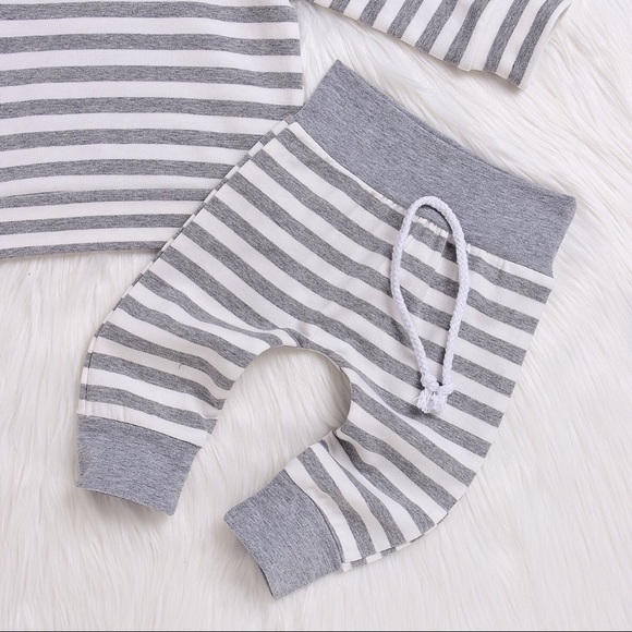 Taylor 2-Piece Set Striped Hoodie And Pants - Picture 7 of 7